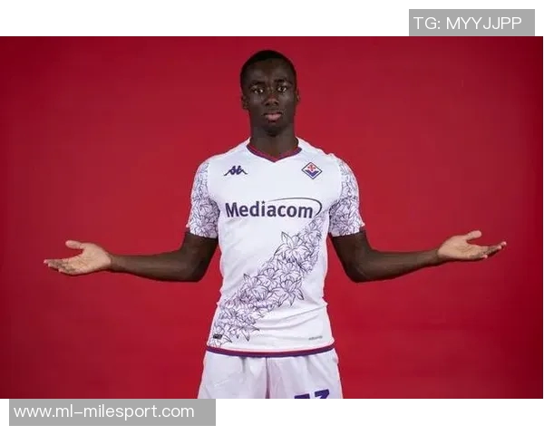 佩杜拉报道国米那不勒斯罗马争抢吉奥瓦尼维罗纳标价1500万欧元