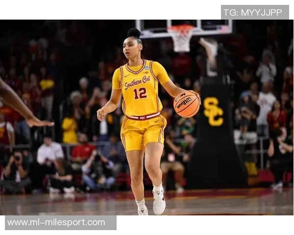 美国女篮训练营名单公布克拉克领衔新星朱朱沃特金斯闪耀其中