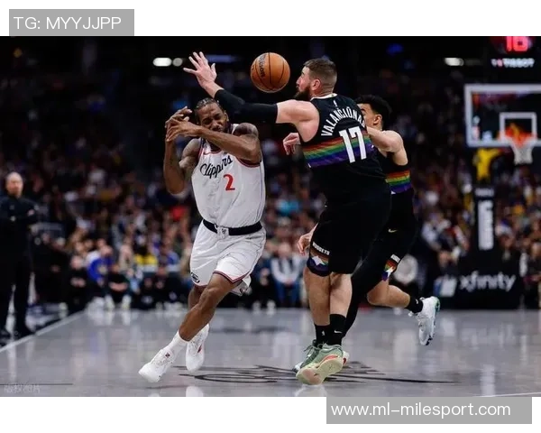 杰特霍华德单节狂砍22分并列本赛季第五哈登27分领跑约基奇紧随其后